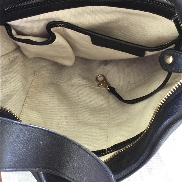 Michael Kors Handbag 🌟 - Picture 6 of 8